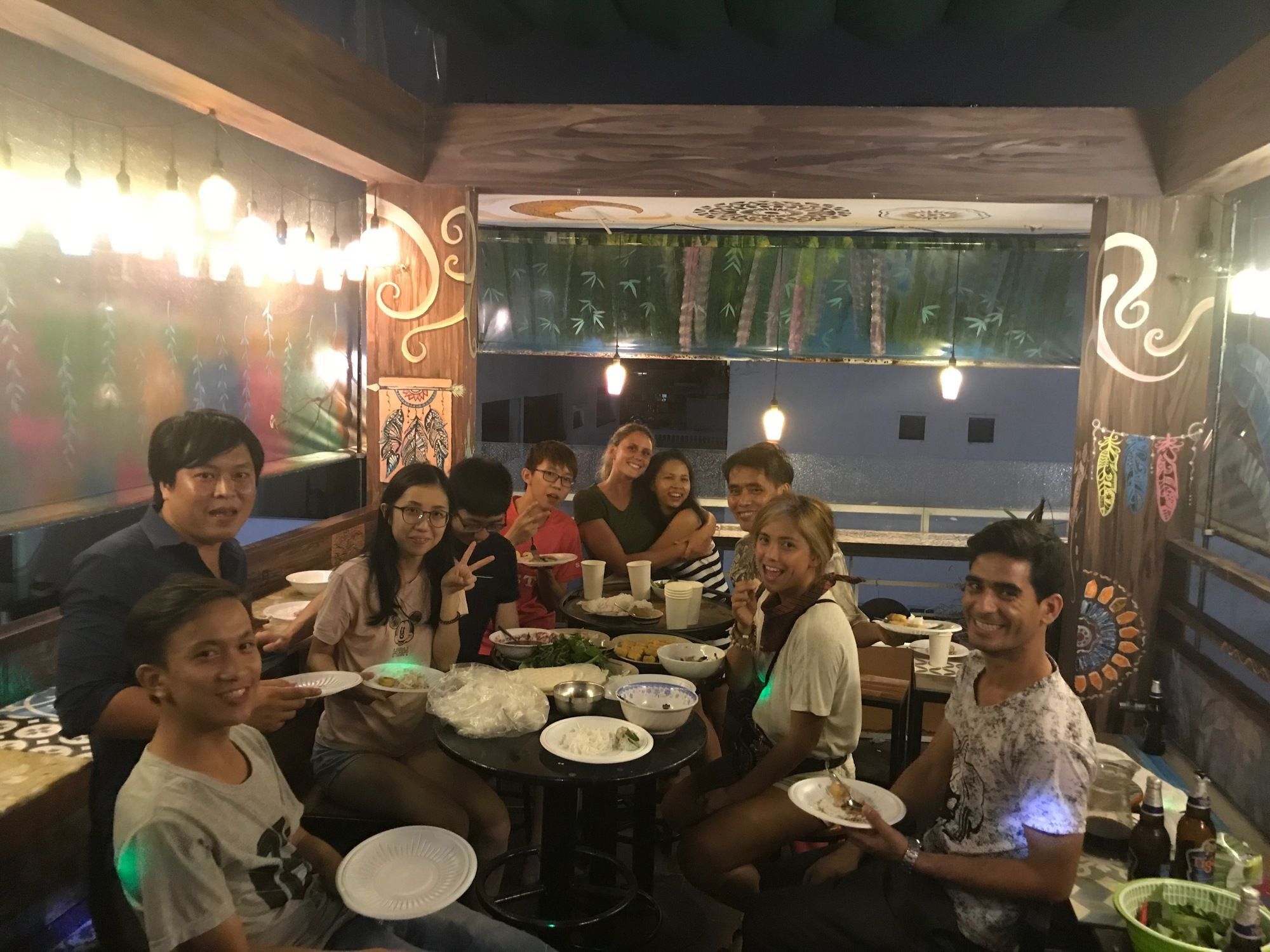 Wanderlust Saigon Hostel & Rooftop Bar Ciudad Ho Chi Minh  Exterior foto