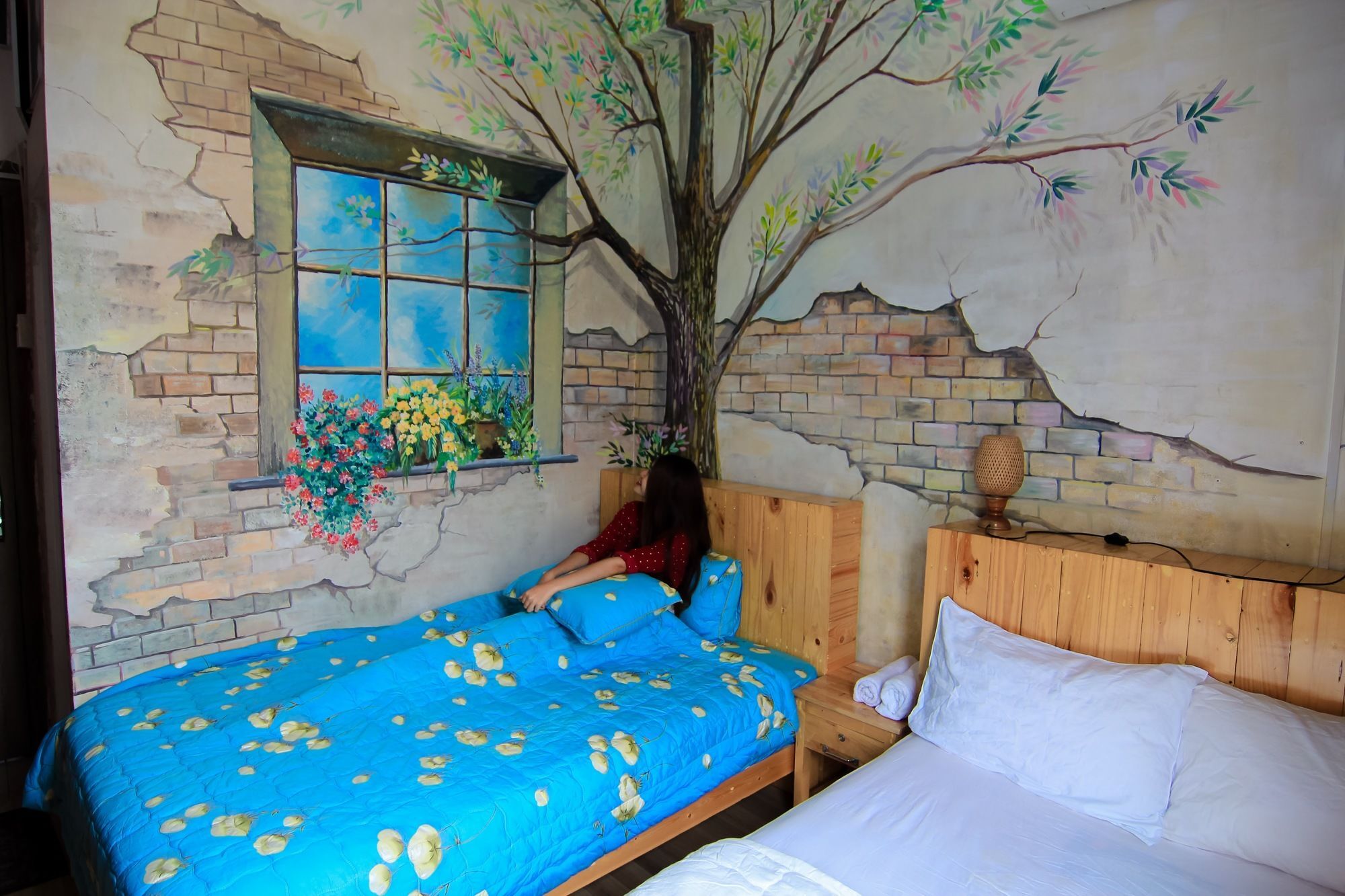 Wanderlust Saigon Hostel & Rooftop Bar Ciudad Ho Chi Minh  Exterior foto